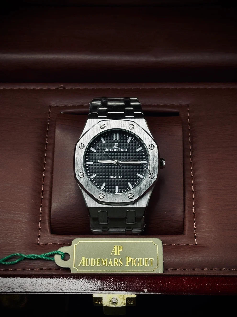 AUDEMARS PIGUET ROYAL OAK | BLACK DIAL